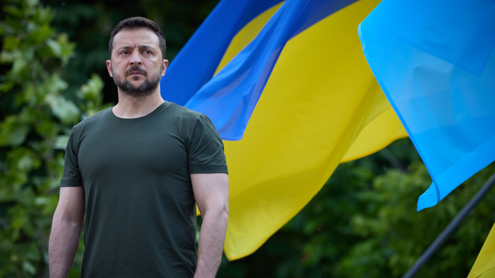 Газета Politico назвала руководство Украины коварным врагом собственной страны