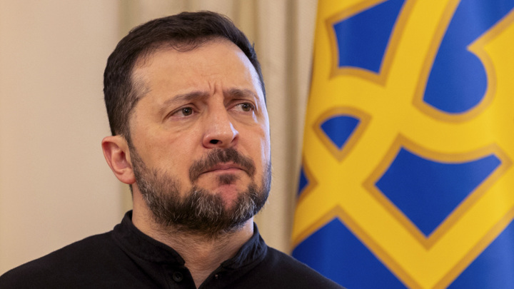 Axios: Зеленский, подписав закон о НАБУ и САП, играет с огнем в отношениях с США