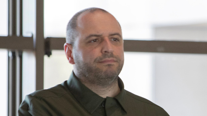 Глава украинской делегации Умеров прибыл на место переговоров на отдельном авто