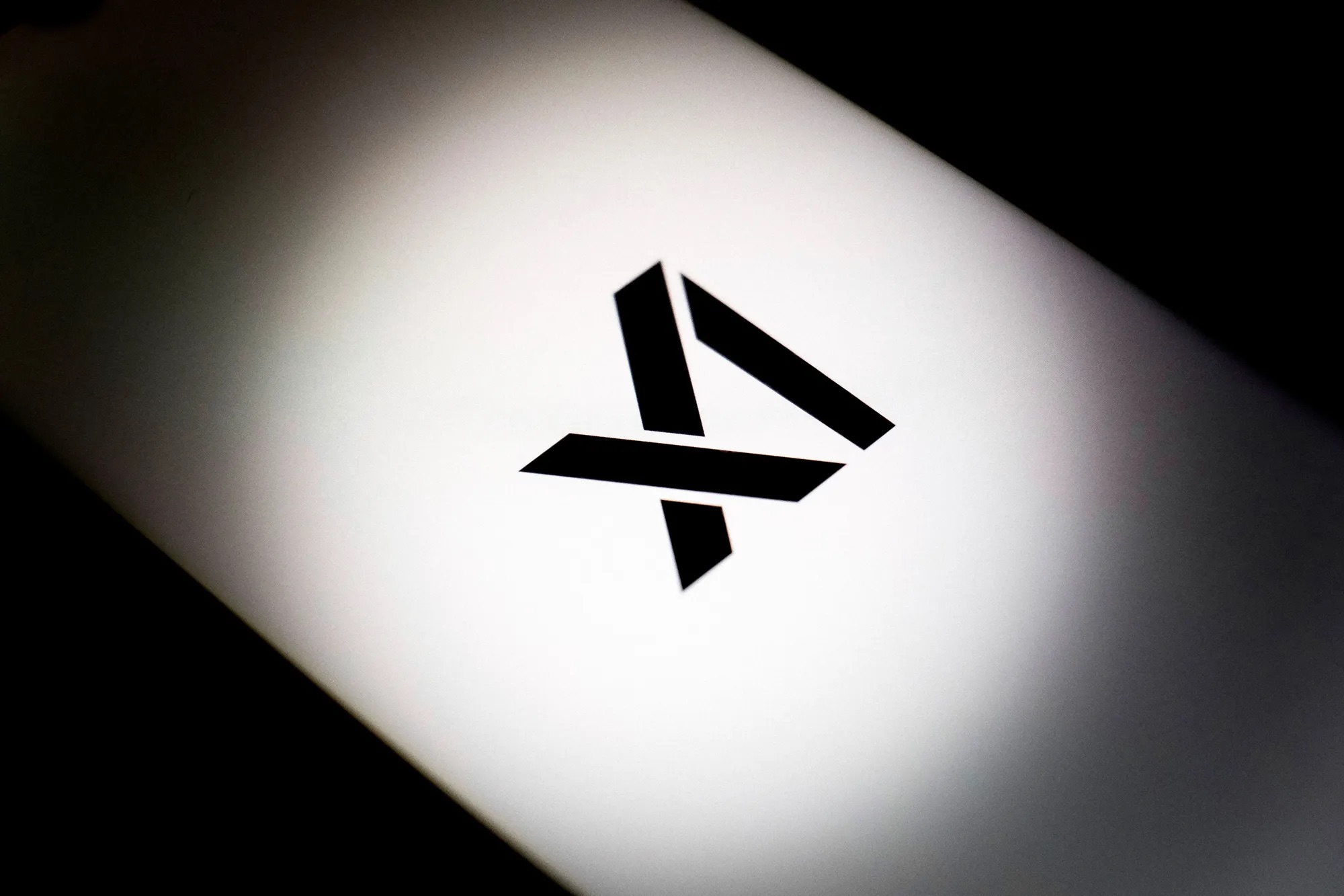 900 тыс. GPU, 2 гигаватта и троллинг Microsoft. Илон Маск строит третий дата-центр