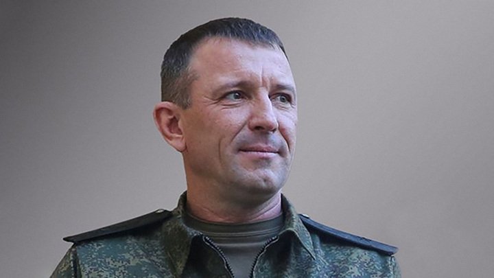 Песков назвал правом Запорожской области наградить осужденного генерала Попова