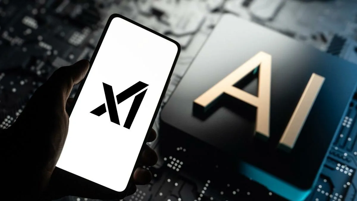 Итак, компанию покинула ровно половина основателей xAI