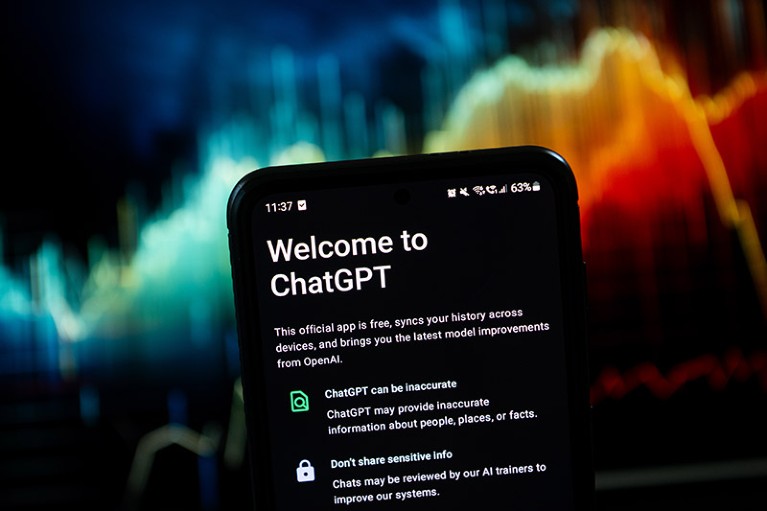 Разработчик за 20 минут сломал ChatGPT и ИИ-ответы Google, заставив их цитировать выдуманную историю